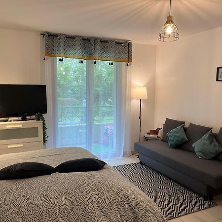 Studio Cosy Монрежо Екстериор снимка